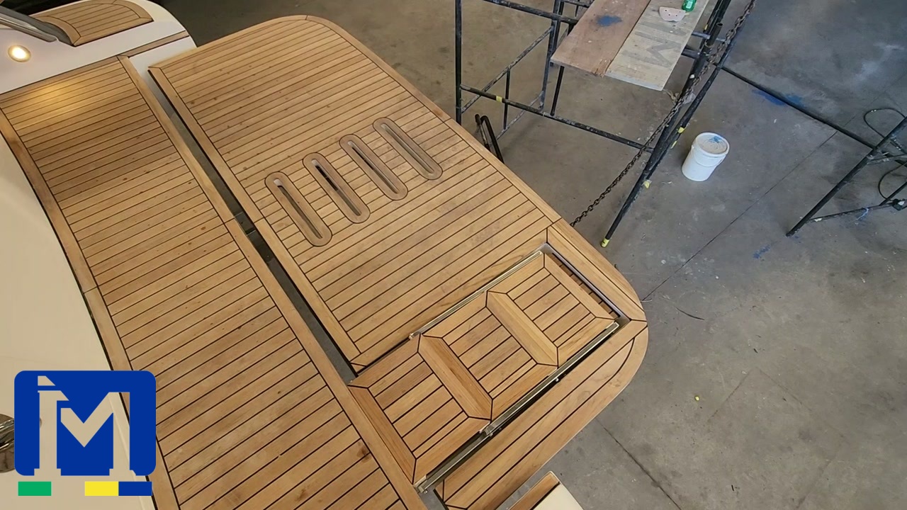 Miniatura do vídeo Marcenaria e deck de madeira